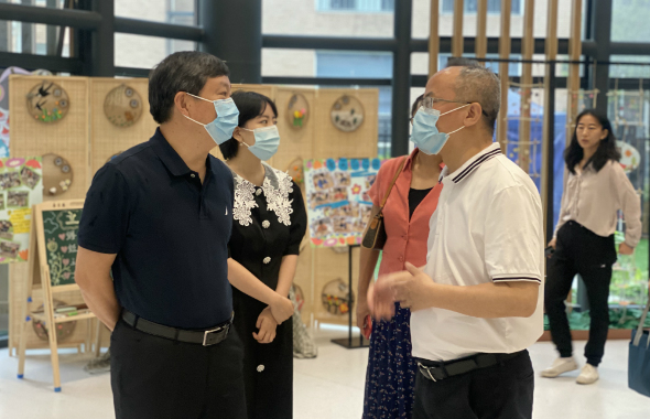 成都市政协副主席杨建德一行调研菁芙蓉锦城幼儿园